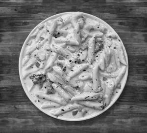 White Sauce Paneer Penne Pasta