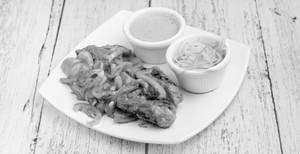 Achaari Momos (5 Pcs)