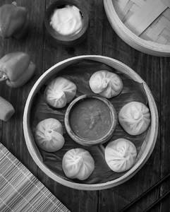 Veg Steamed Momos [6 Pieces]
