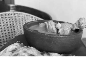 Kerala Parotta With Malabar Chicken Curry