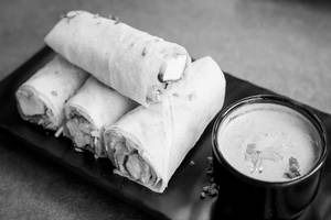 Achari Paneer Roll