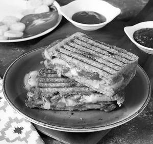 Veg grilled jumbo sandwich