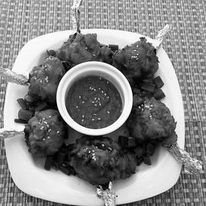 Chicken Lollipop (6 Pcs)