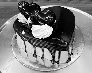Chocochip Heart Shape Cake  