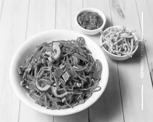 Veg Schezwan Noodles