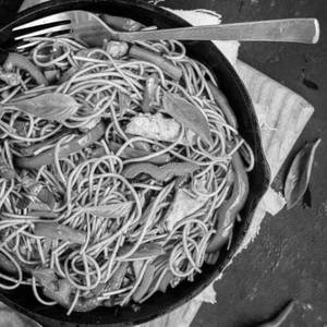 Schezwan Chicken Noodle