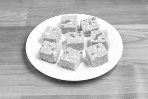 Magaj (besan Chikki)