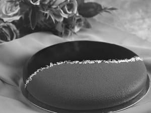 Royal Chocolate Gateau [600 Gm Approx]