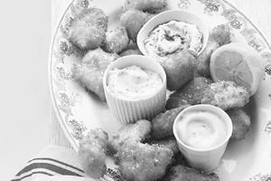 Chicken Nuggets With Mayo Chilli Dip(8 Pcs)