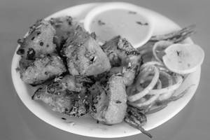 Chicken Tikka [8 Pieces]