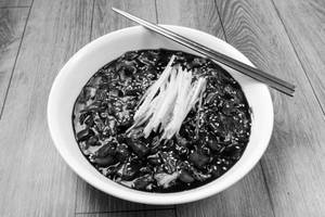 Jjajangmyeon
