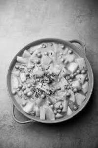 Aloo Matar [350 Grams]