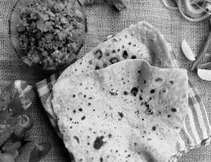 Egg Bhurji Paratha