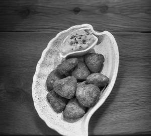 Chicken Nuggets (10 Pcs)