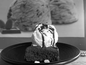 Brownie With Ice Cream
