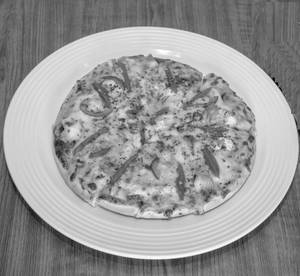 Cheese & Capsicum Pizza