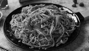 Schezwan Chicken Chowmein