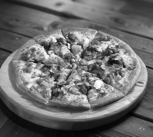 8" Chicken cheese Kaju Pizza 8ins