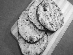 Butter Missi Roti  