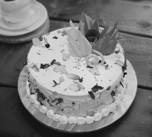 Rose Malai Cake [1 Kg]