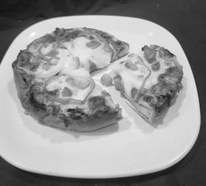Veg burger pizza shots