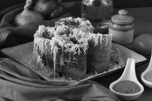Hot Garlic Cheese Burst Dosa