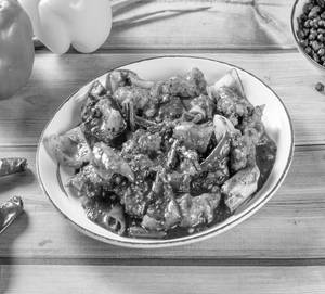 Chicken In Hot Bean Sauce