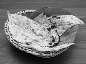 Butter Naan (1 Nos) 