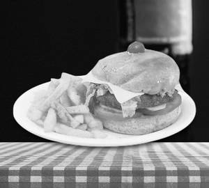 Crispy cottage cheese burger