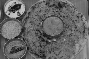 Podi Uthappam