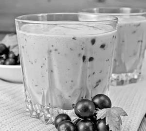 Black Current Shake