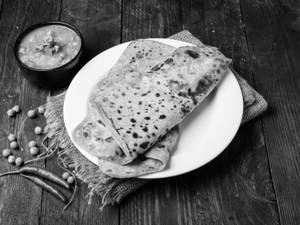 Tawa Paratha & Aloo Matar Ki Sabji