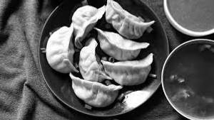 Chicken momos [steamed momos]