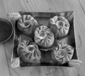 Schezwan Momos