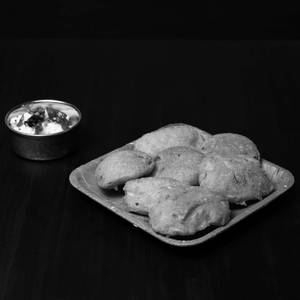 ASSORTED BAJJI PLATTER