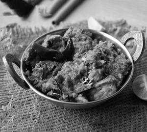 Khandeshi Chicken Sukka [6 Pieces]