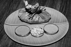 Paneer Ellai Katti Parotta