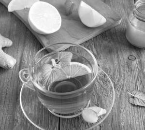 Black Tea With Lemon