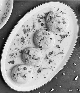 Rasmalai With Kesar