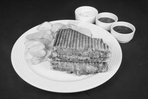 Chilly Cheese Grill Sandwich