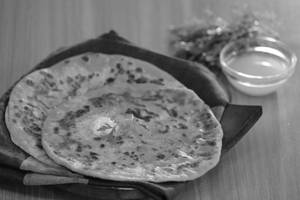 Tawa Aloo Parantha