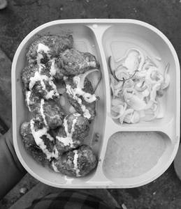 Chicken Tandoori Momos [8 Pieces]