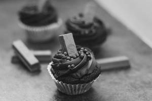 Kitkat Cupcake (big)