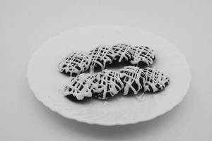 Dark & White Chocolate Pancake
