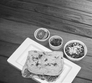 Chole Kulcha 2 Nos.