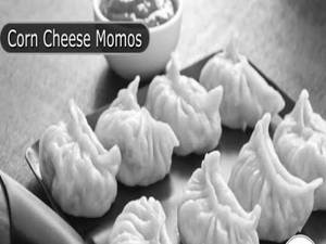 CORN CHEESE MOMO (free 2 Dips))