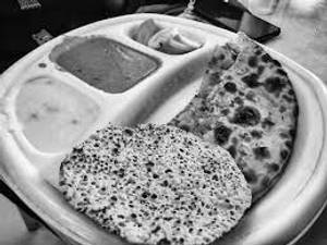 Cheese Naan With Gravy
