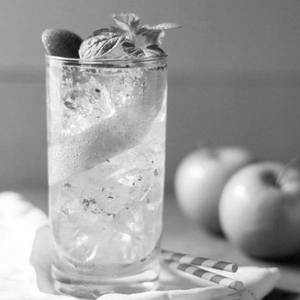 Green Apple Mojito
