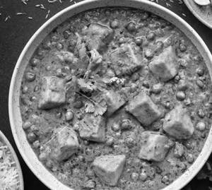 Matar Paneer