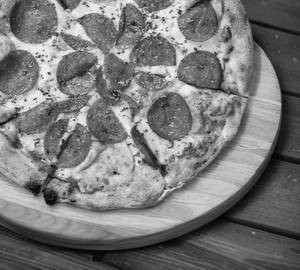 Chicken Salami Pizza